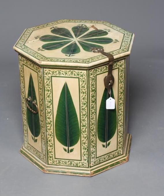 A SCANDINAVIAN (?) PAINTED PINE BOX STOOL Image