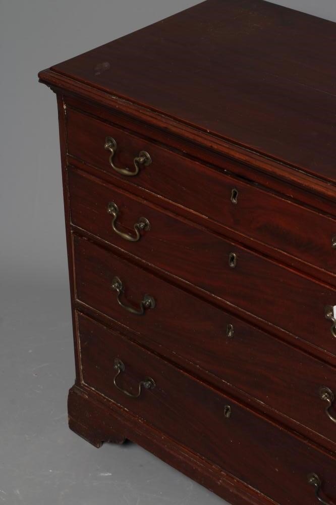 A GEORGIAN MAHOGANY STRAIGHT FRONT CHEST Image