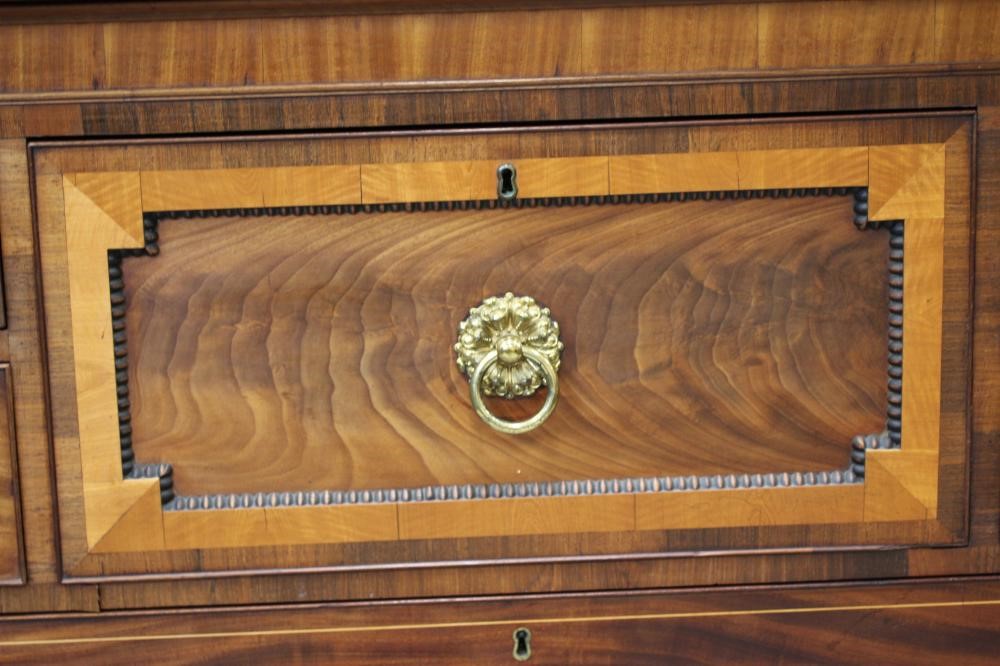 A REGENCY MAHOGANY SCOTTISH CHEST Image