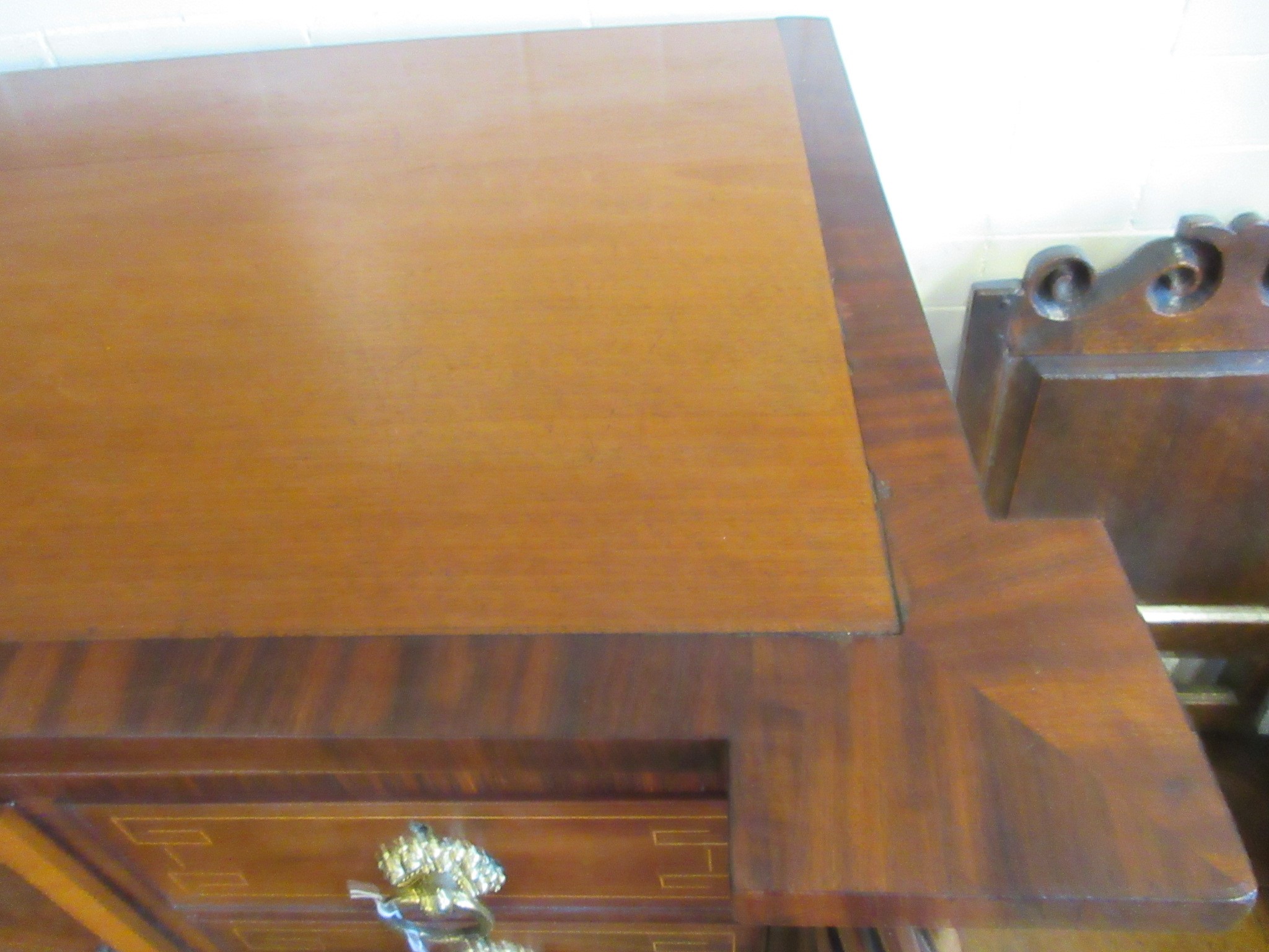A REGENCY MAHOGANY SCOTTISH CHEST Image