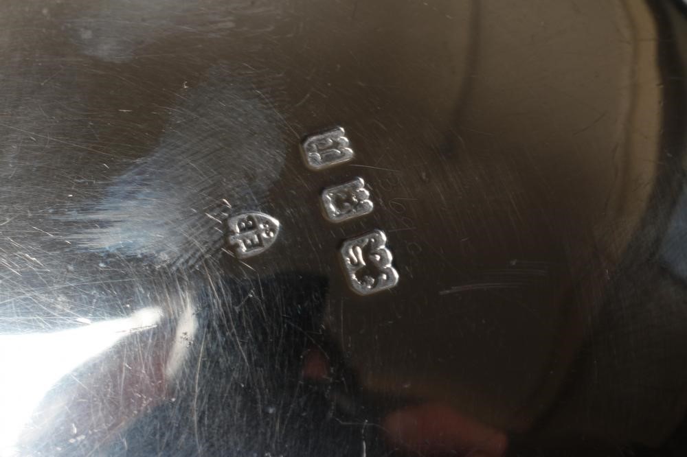 A PAIR OF SILVER SAUCEBOATS Image