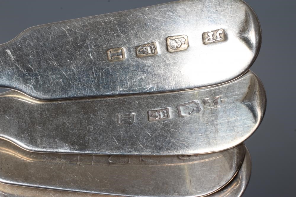 A SET OF SIX GEORGE III IRISH FIDDLE PATTERN SILVER DESSERT SPOONS, by John Power, Dublin 1805, 7ozs Image