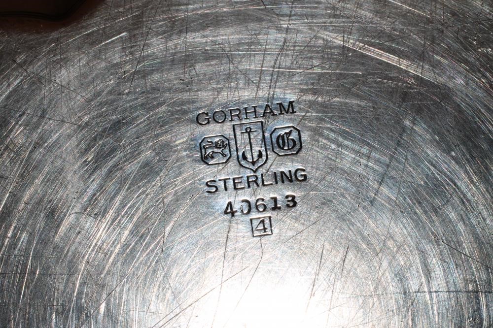 A SILVER STRAWBERRY DISH Image