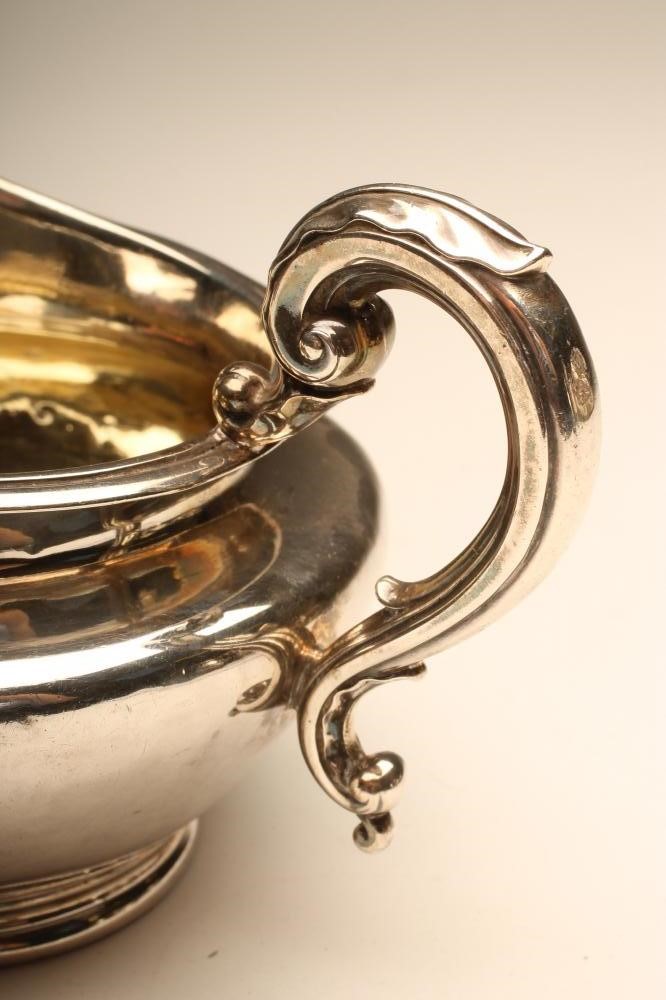 A WILLIAM IV SILVER MILK JUG Image