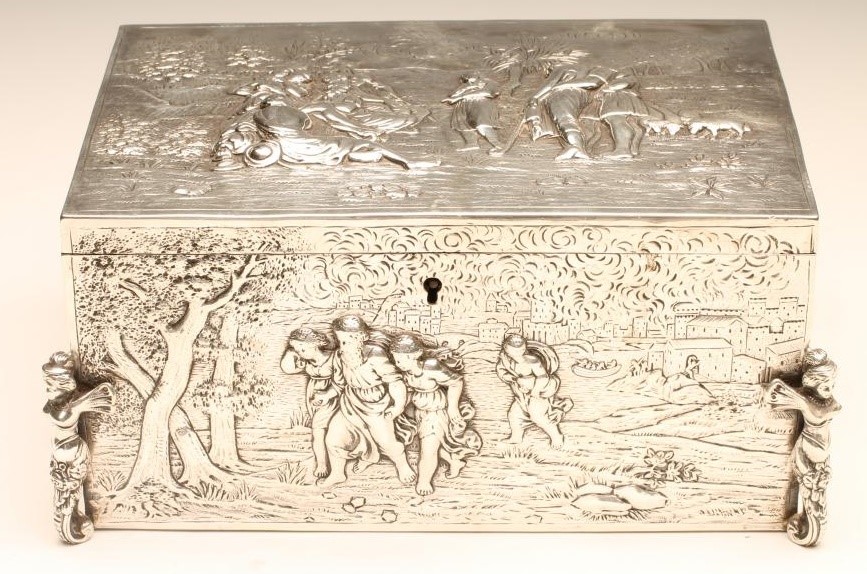 A CONTINENTAL CASKET Image