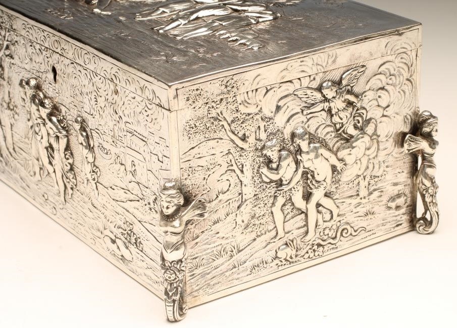 A CONTINENTAL CASKET Image