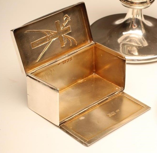 AN EDWARDIAN SILVER CHALICE AND MATCHED PATEN Image