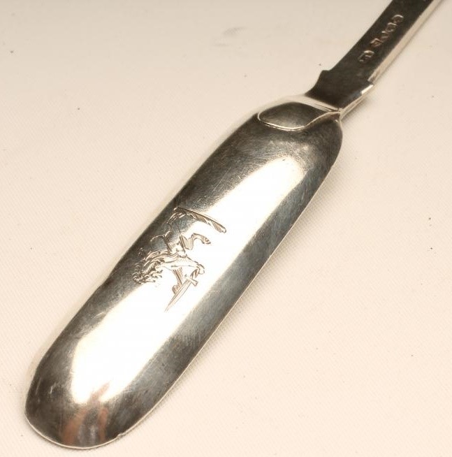 A VICTORIAN IRISH SILVER MARROW SCOOP Image