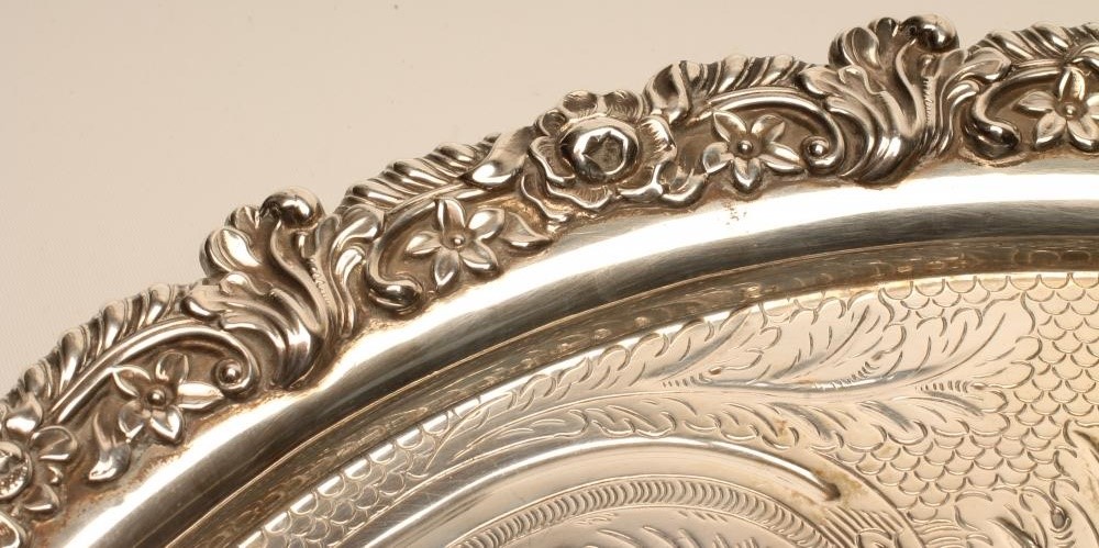A LATE GEORGE III SILVER SALVER Image