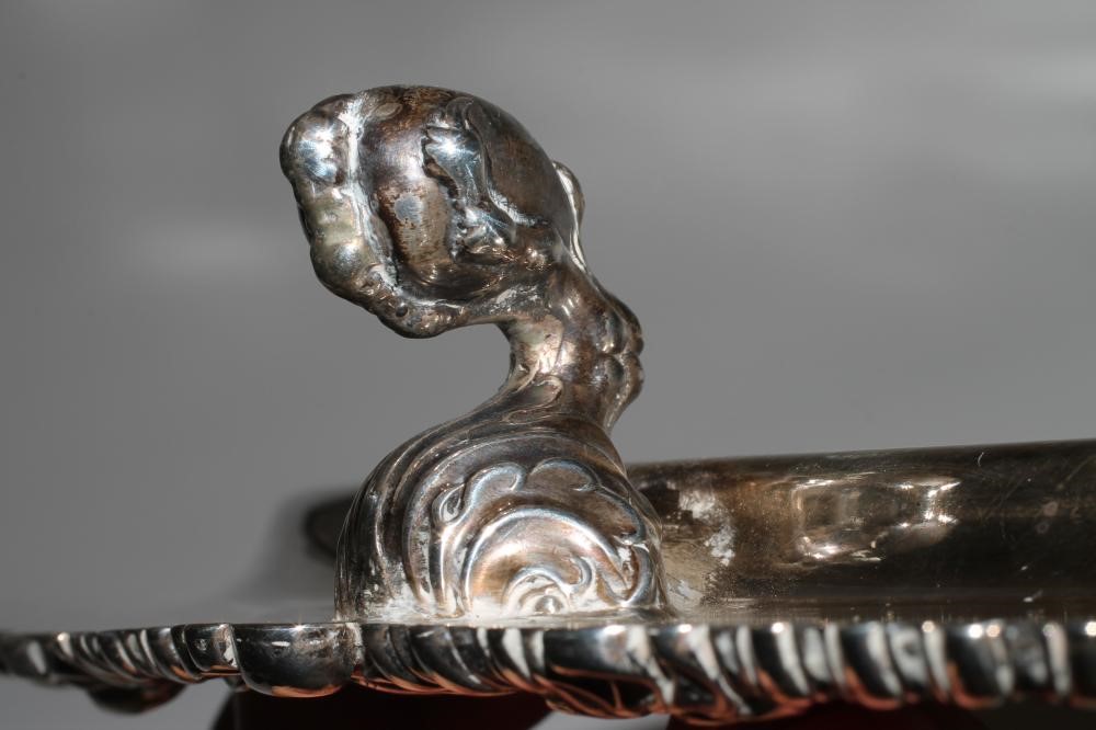 A LATE GEORGE III SILVER SALVER Image
