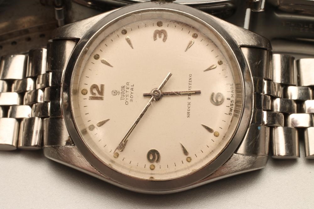 A GENTLEMAN'S TUDOR OYSTER ROYAL WRISTWATCH Image