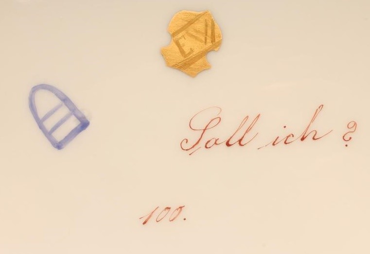 AN AUSTRIAN PORCELAIN CABINET PLATE Image