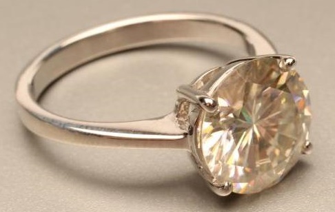 A SOLITAIRE MOISSANITE RING Image