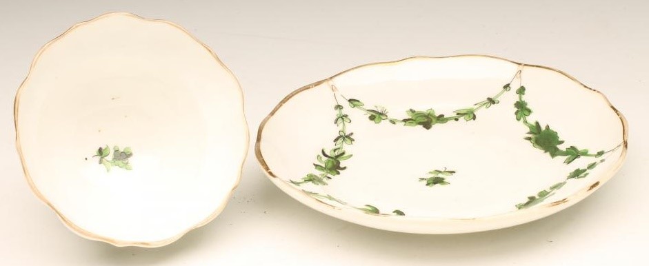 A BRISTOL PORCELAIN SMALL TEABOWL AND SAUCER Image