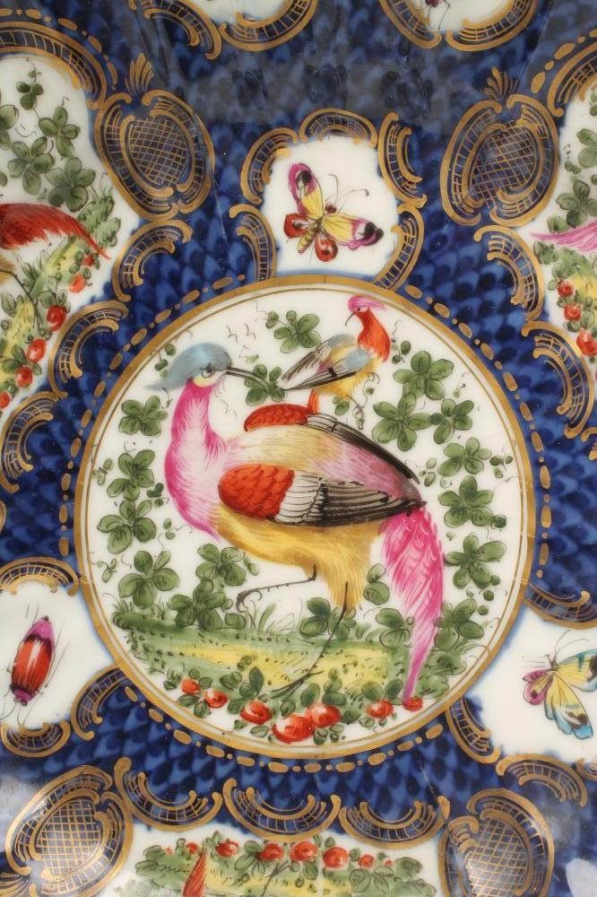 A SAMSON OF PARIS PORCELAIN PLATE Image
