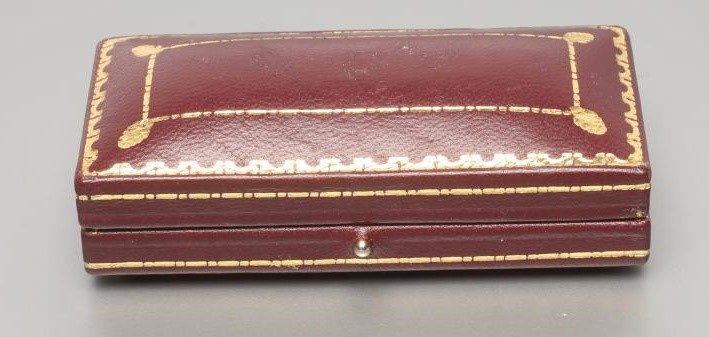 A PAIR OF CUFFLINKS Image