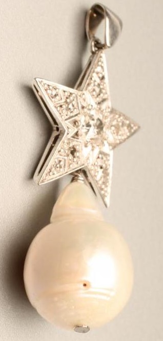 A PEARL AND DIAMOND PENDANT Image