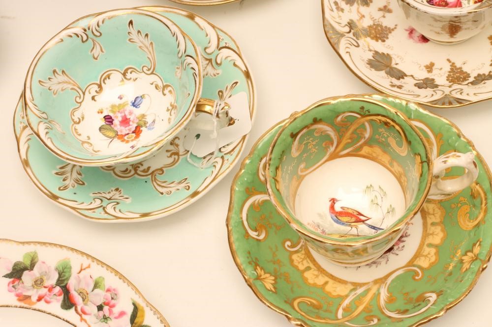 A COLLECTION OF ENGLISH PORCELAIN TABLEWARE Image