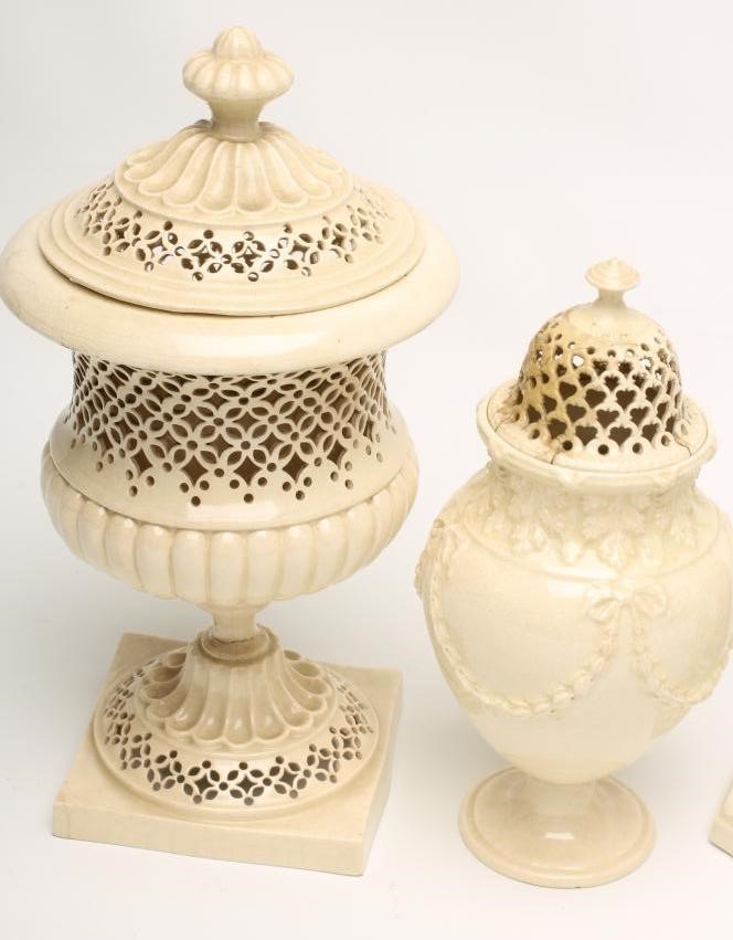 A COLLECTION OF LEEDS CREAMWARE Image