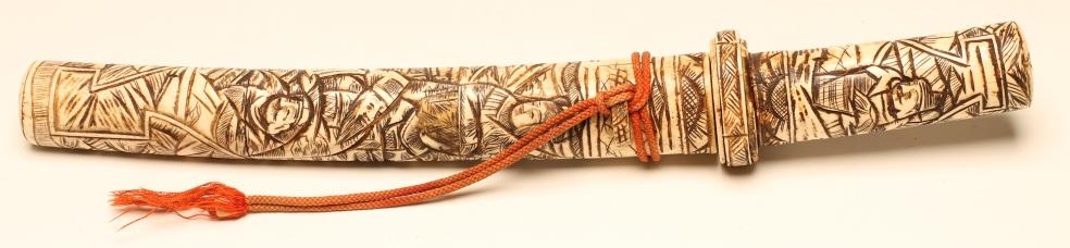 A SECTIONAL BONE TANTO Image