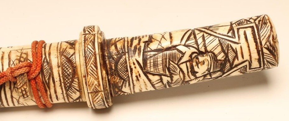 A SECTIONAL BONE TANTO Image