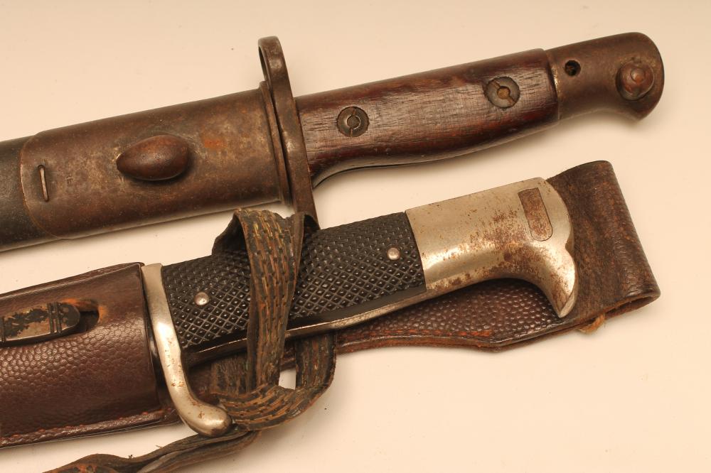 A GERMAN DRESS BAYONET Image