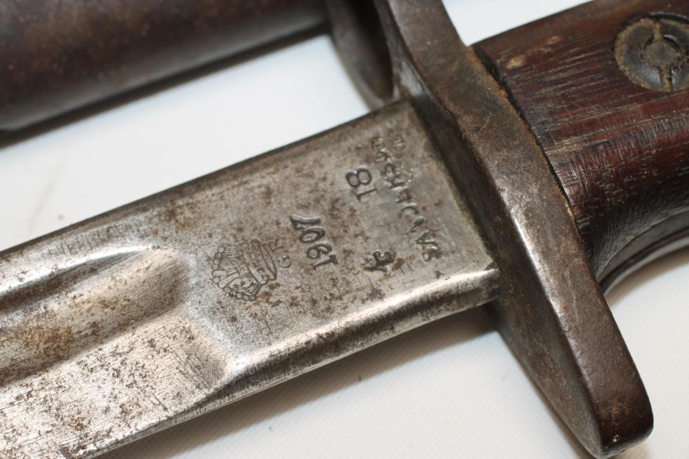 A GERMAN DRESS BAYONET Image