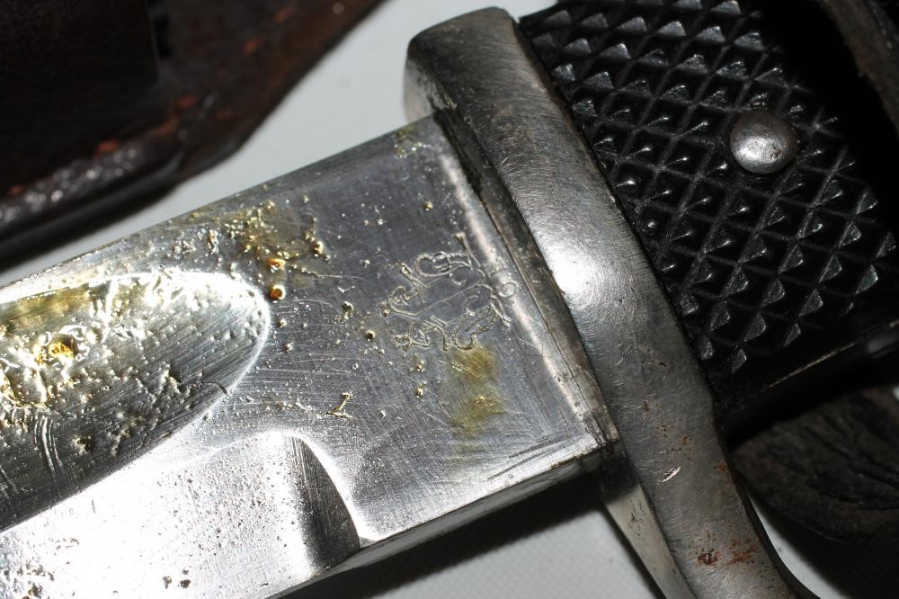 A GERMAN DRESS BAYONET Image