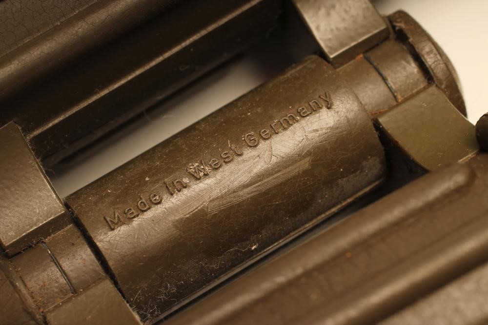 A PAIR OF CARL ZEISS 8X30 B BINOCULARS Image