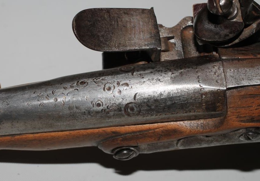 A FLINTLOCK TRAVELLING PISTOL Image
