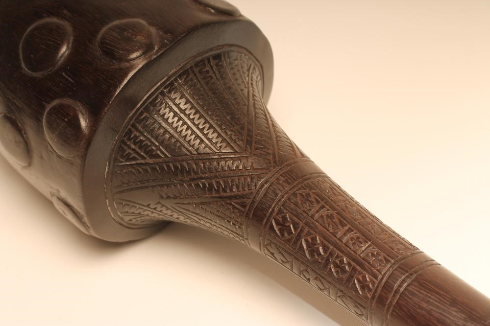 A FIJIAN BULI BULI CLUB with boss carved mushroom head Image