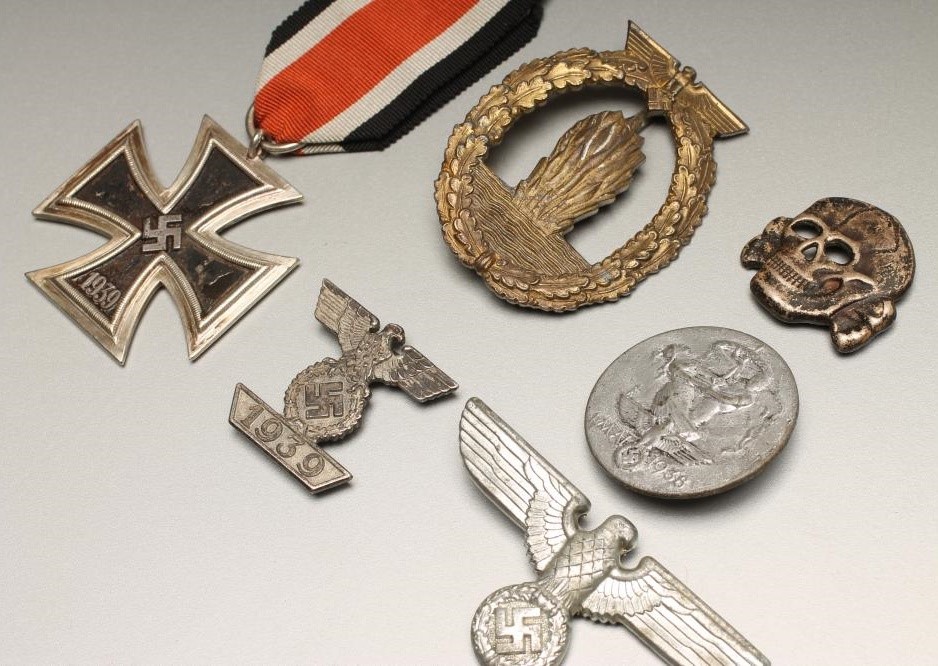 A GERMAN SECOND CLASS IRON CROSS with matching ribbon Image