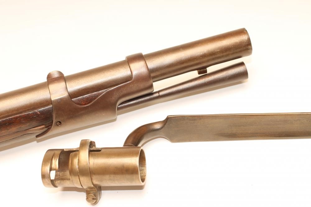 A REPRODUCTION FRENCH MODEL 1777 CHARLEVILLE MUSKET Image