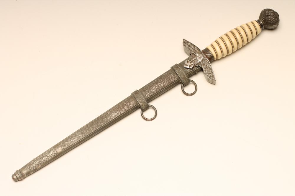 A THIRD REICH LUFTWAFFE OFFICER'S DAGGER Image