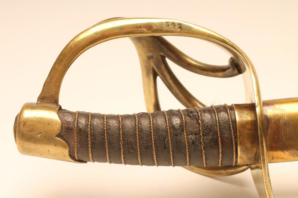 A FRENCH AN XI HEAVY CAVALRY SWORD Image