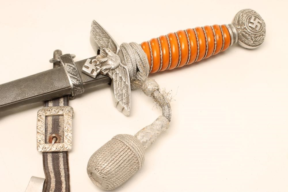 A THIRD REICH LUFTWAFFE OFFICER'S DAGGER Image