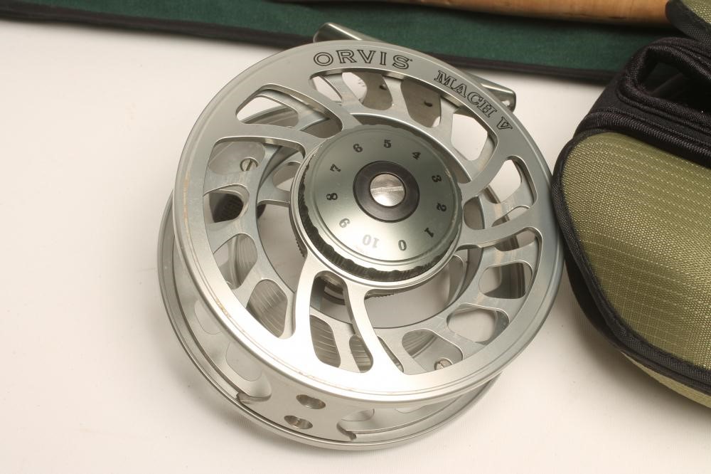 A SAGE 9141-4 GRAPHITE IV 4 PIECE SALMON ROD #9 Image