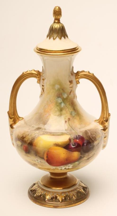 A ROYAL WORCESTER CHINA VASE AND COVER Image