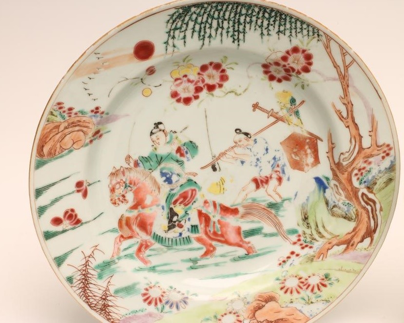 A COLLECTION OF CHINESE EXPORT PORCELAIN comprising an ovoid tea canister painted with the "Stand" Image