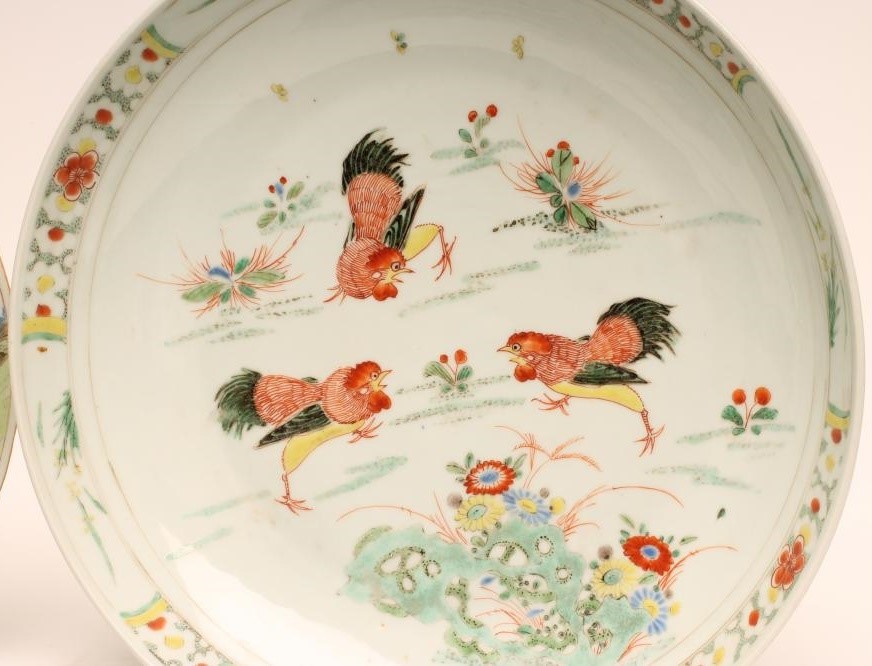 A COLLECTION OF CHINESE EXPORT PORCELAIN comprising an ovoid tea canister painted with the "Stand" Image