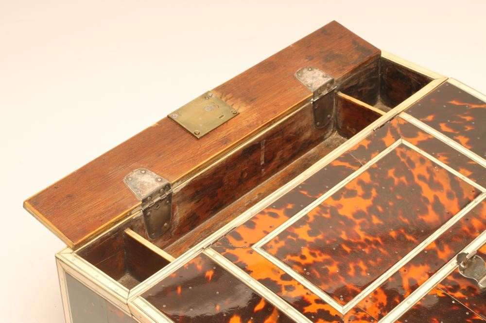 AN INDO-PORTUGUESE TORTOISESHELL AND IVORY VENEERED TRAVELLING BOX Image