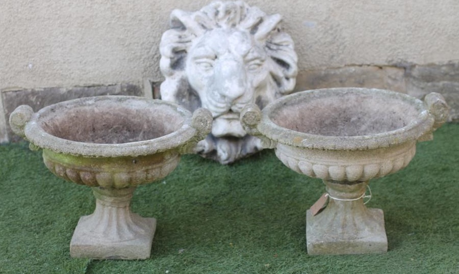 A LION MASK WALL FOUNTAIN HEAD Image