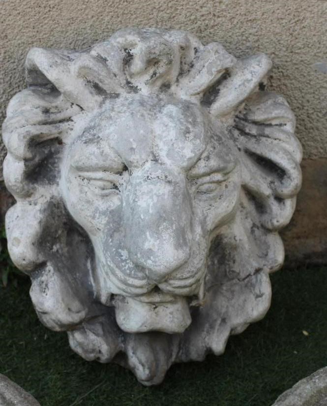 A LION MASK WALL FOUNTAIN HEAD Image