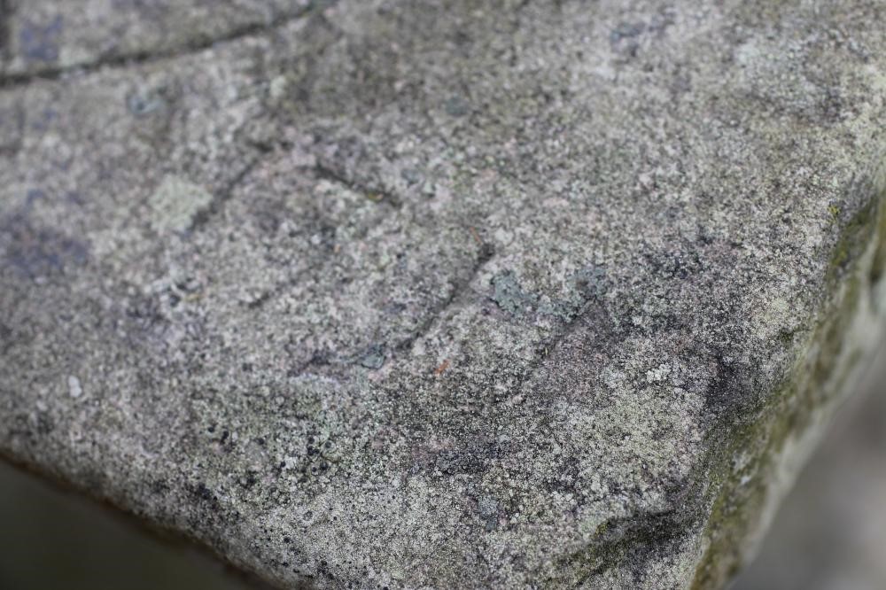 A SANDSTONE WALL SUNDIAL Image
