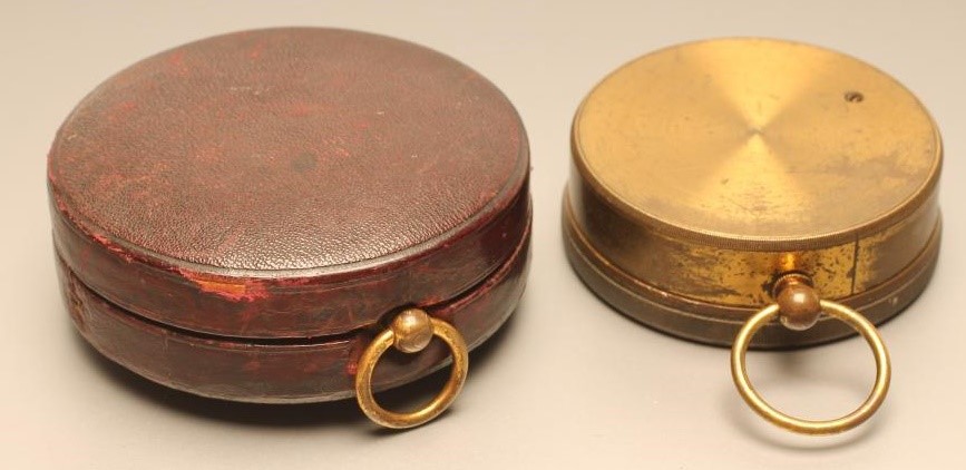 A VICTORIAN LARGE POCKET ANEROID BAROMETER Image