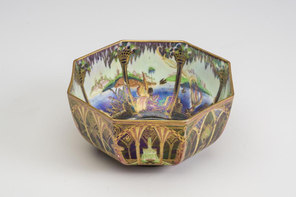 A WEDGWOOD FAIRYLAND LUSTRE "OCTAGON BOWL" Image