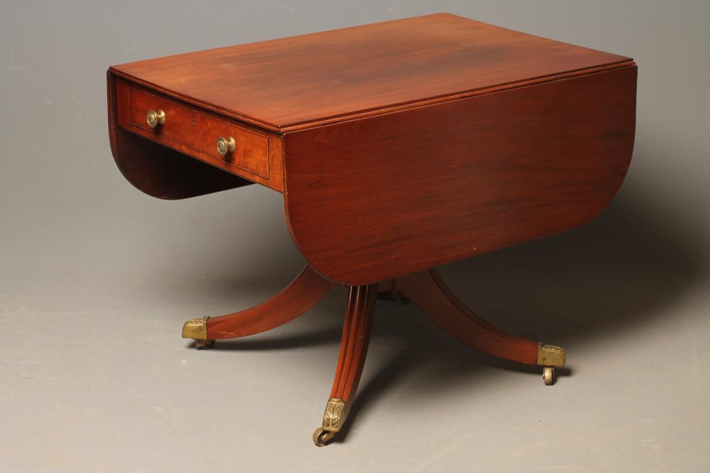 A MAHOGANY PEMBROKE TABLE Image