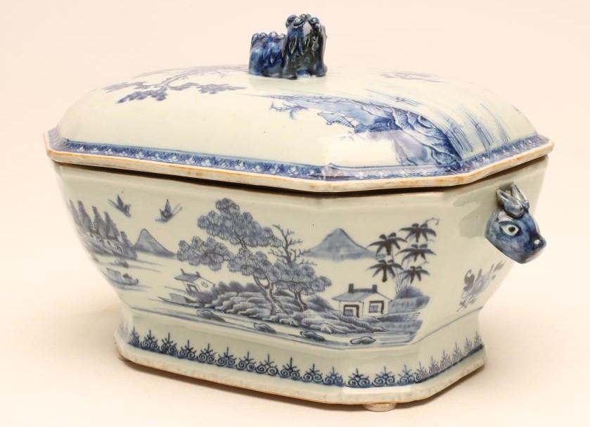 A CHINESE EXPORT PORCELAIN TUREEN AND COVER of canted oblong form with recumbent dog of fo knop and Image