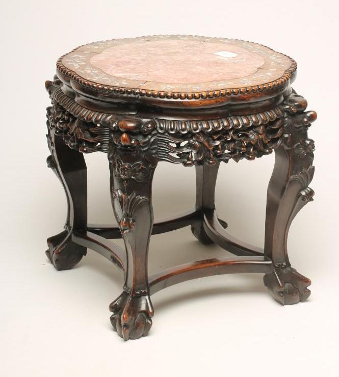A CHINESE PADOUK WOOD FISH BOWL STAND Image