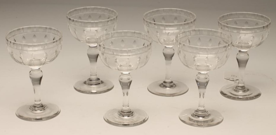 A SET OF SIX EDWARDIAN WINE GLASSES Image